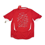 Camiseta de local firmada por el equipo de Suiza 2010/11 *Nueva con etiquetas* (XL) Puma