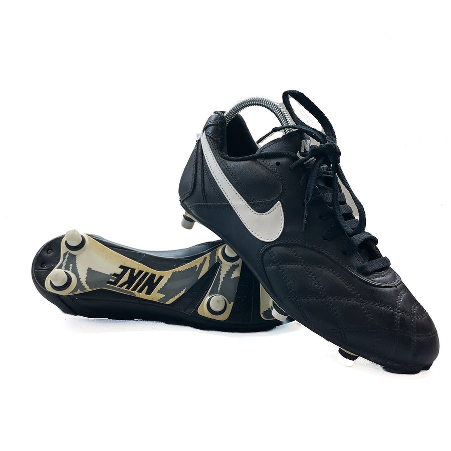 Bota de fútbol Nike Tiempo vintage de los 90 (8)