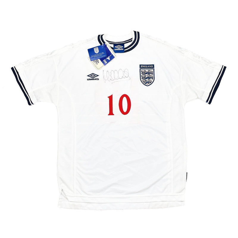 1999/01 England Owen #10 *BNWT* Signed Home Shirt (XL) Umbro