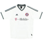 Camiseta de visitante adidas del Bayern de Múnich 2002-03, talla XL para niños.