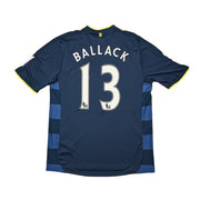 Camiseta de visitante del Chelsea Ballack #13 de la temporada 2009/10 *emitida para partido* (XL) Adidas