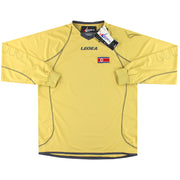 Camiseta y pantalón corto de portero de Corea del Norte Copa del Mundo 2010-12 *Nuevos en caja* XL