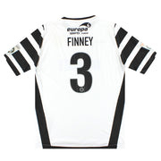 2016-18 Maidstone United Macron Camiseta de partido de visitante emitida a Finney #3 Talla L