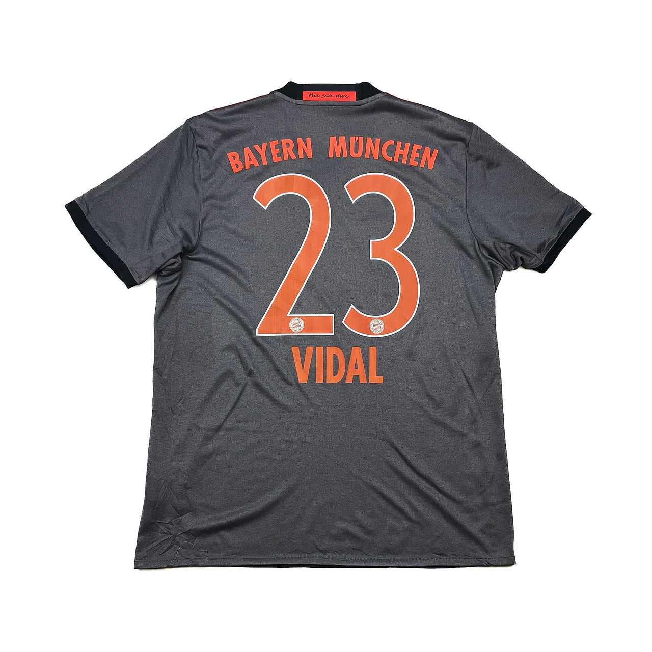 2016/17 Bayern Munich Vidal #23 Away Shirt (L) Adidas