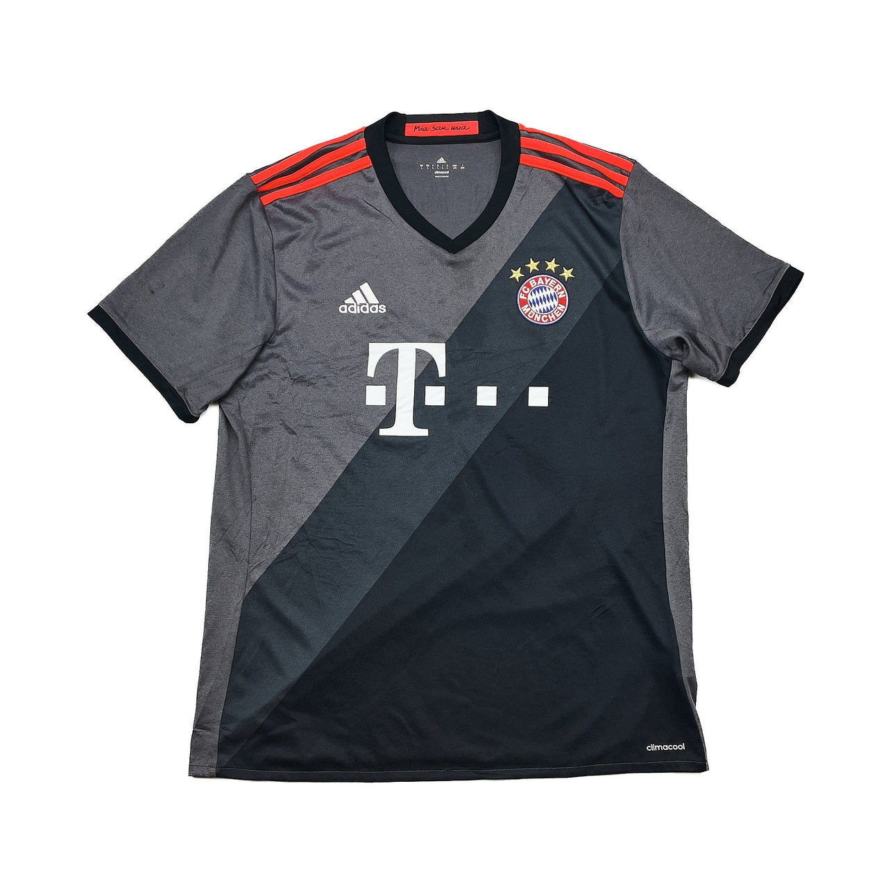 2016/17 Bayern Munich Vidal #23 Away Shirt (L) Adidas