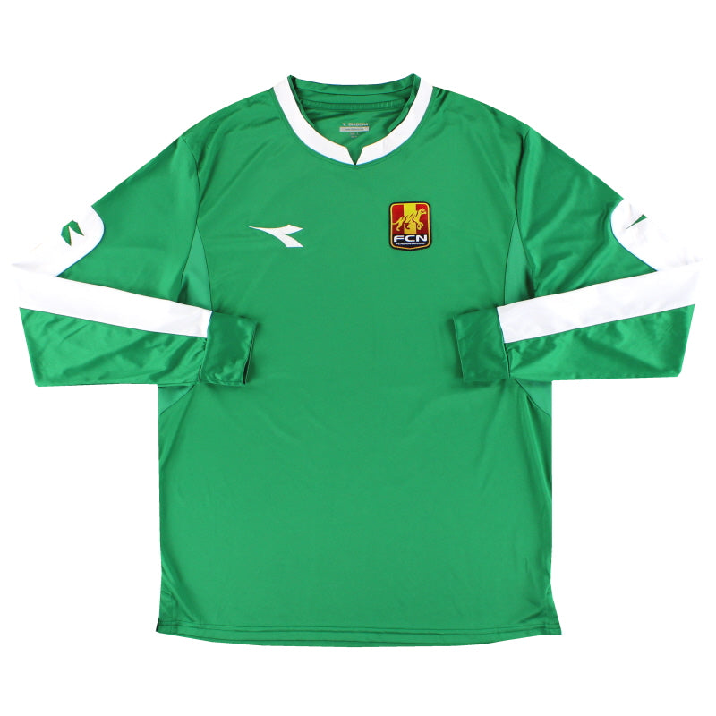 2010's Nordsjaelland Diadora Training Shirt L - Classic Football Kit