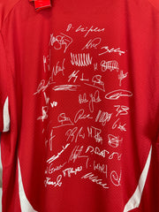 Camiseta de local firmada por el equipo de Suiza 2010/11 *Nueva con etiquetas* (XL) Puma