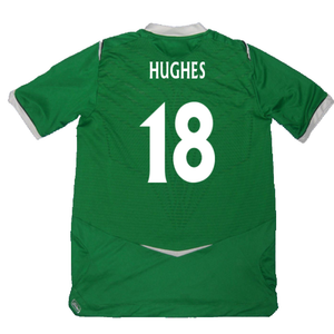 Northern Ireland 2008-09 Home Shirt (Excellent) (Hughes 18)_1