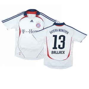 Bayern Munich 2006-08 Away Shirt (S) (Excellent) (Ballack 13)_0