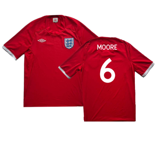 England 2009-10 Away Shirt (M) (Excellent) (Moore 6)_0
