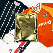 Camiseta de fútbol misteriosa de época